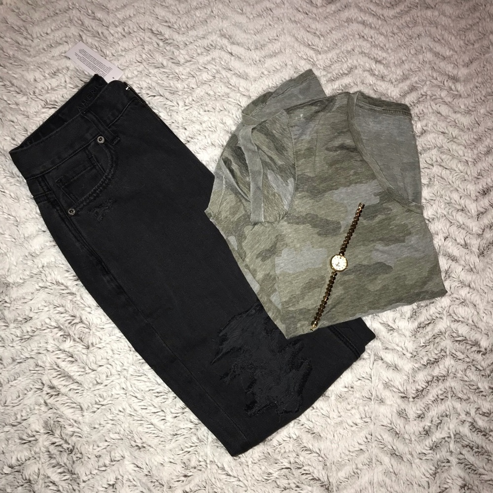 American Eagle Mom Jeans